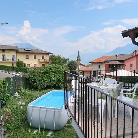 Locazione Turistica Giardino Vista Lago - Dma368 아파트